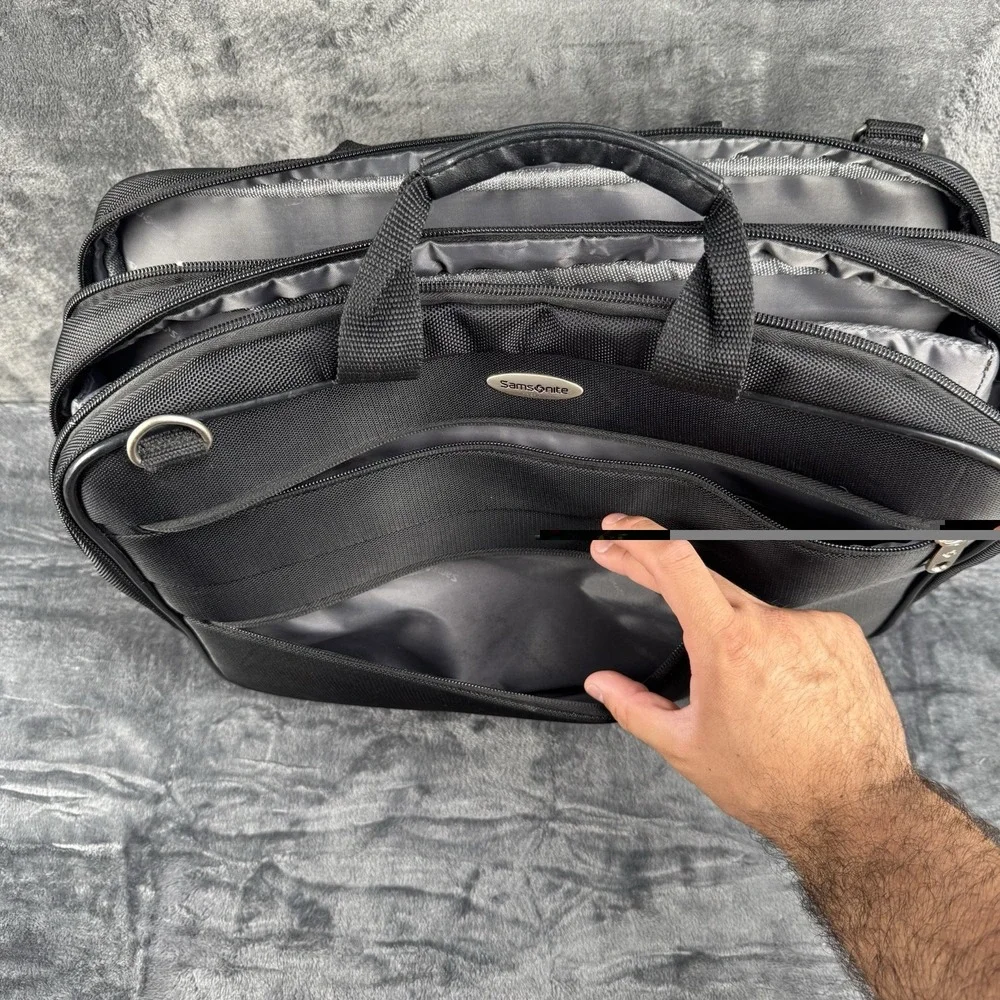 Samsonite Laptop Case Black Soft Shoulder Bag Briefcase 936955 16 in